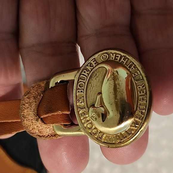 Vintage Mini-Dooney & Bourke Crossbody  Purse 6" W X 4 1/2" H (32) - Picture 5 of 12